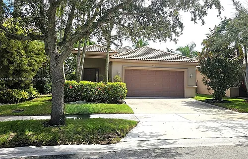 686 Conservation Dr #SINGLE Photo 1