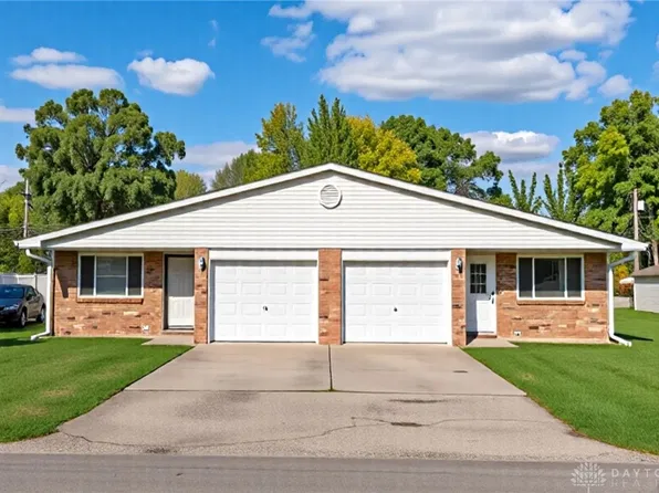 35-37 Oakwood Ave, Fairborn, OH 45324