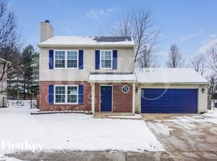 4074 Fairoaks Dr, Franklin, IN 46131