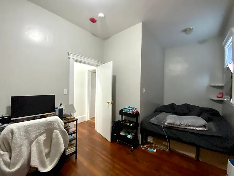 447 Park Dr #1C — Photo 2