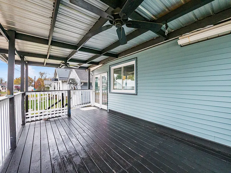 501 Oak St — Photo 20