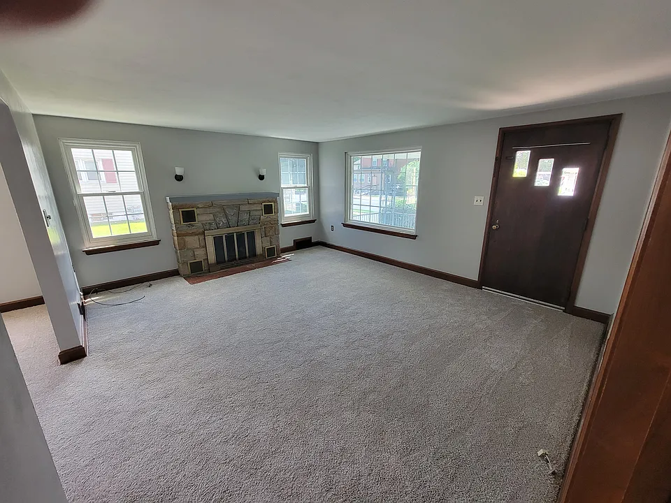 320 S 6th St #DOWNSTAIRS