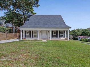 2217 Woodlea Ct N, Mobile, AL 36695