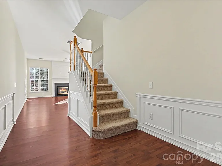 8837 Ormeau Dr — Photo 2