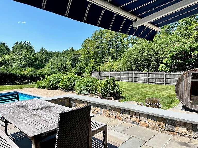 1 Oak Forest Rd — Photo 8