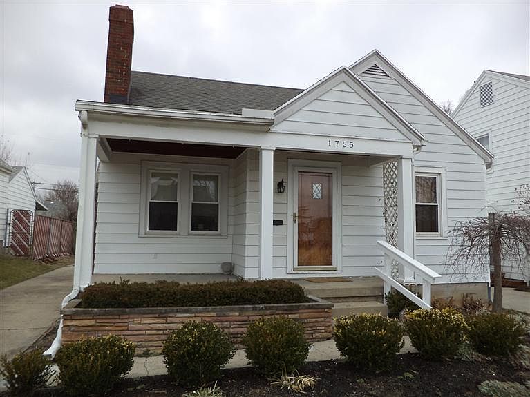 1st image of 1755 Rosemont Blvd