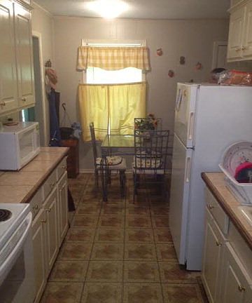 5th image of 204 High Hill Dr