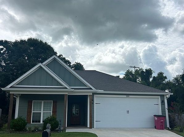 209 Turtle Cove Ln