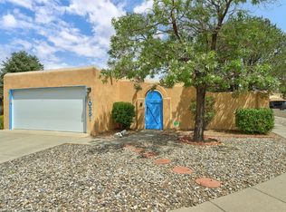 10351 Cueva Del Oso NE, Albuquerque, NM 87111