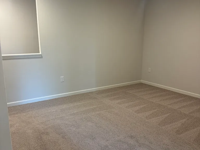 Loft area - great for common space!