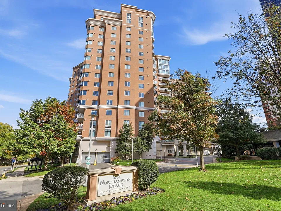 3101 N Hampton Dr #605