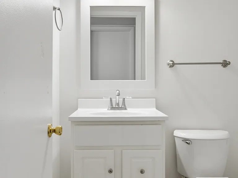 316 Lorna Dr #B — Photo 25