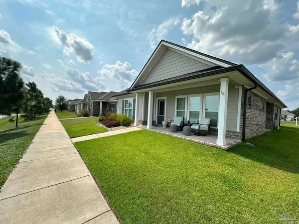 8967 Eureka St, Milton, FL 32583