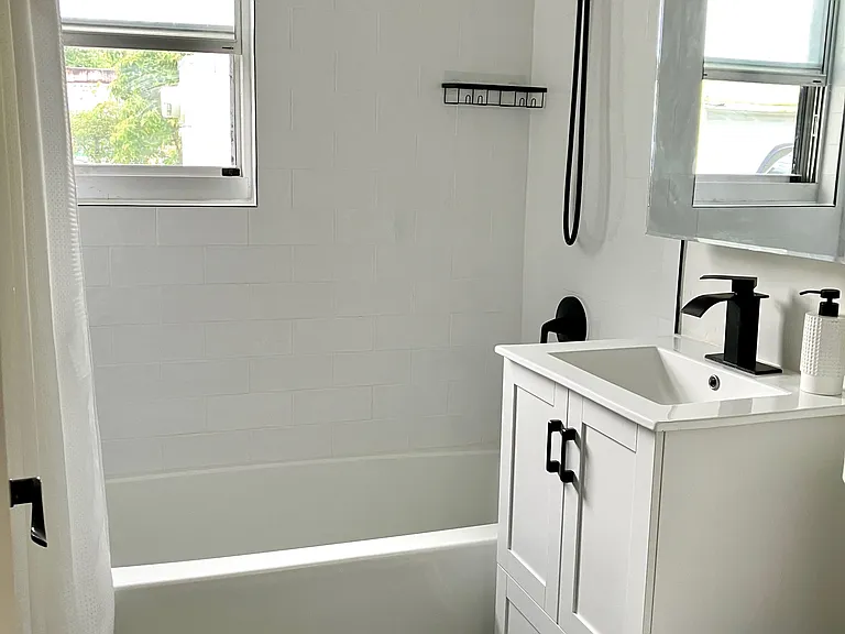 622 Avenida Hermosa — Photo 10