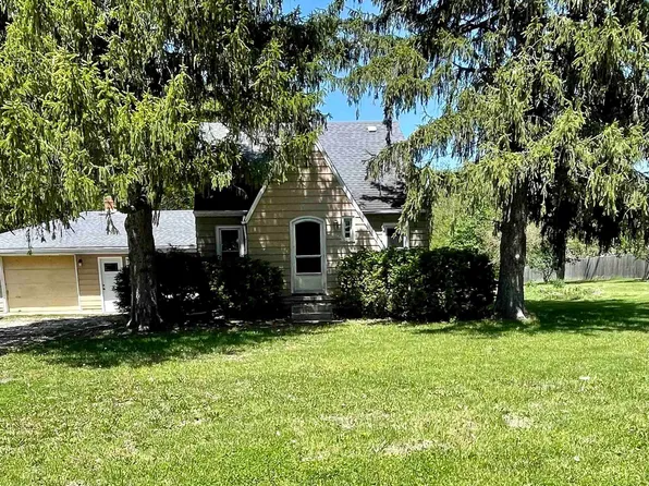 1005 Highview Rd, East Peoria, IL 61611
