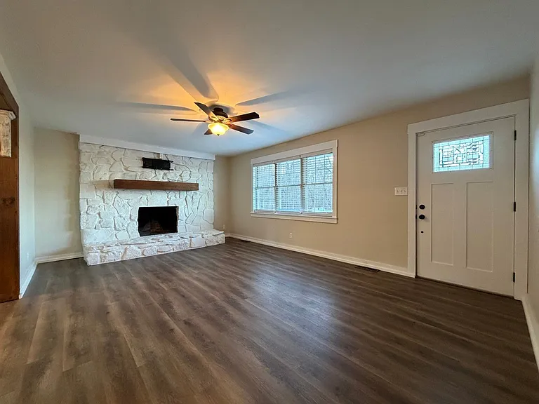 1046 Tennessee Hills Dr — Photo 8