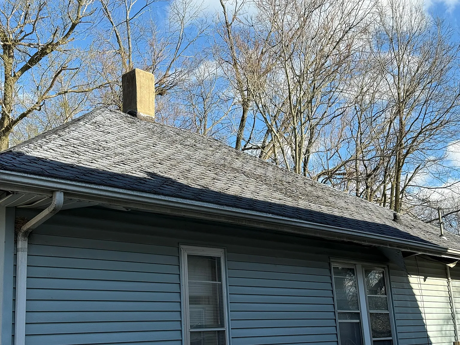3 bed, 900 sqft, $890 — Photo 4