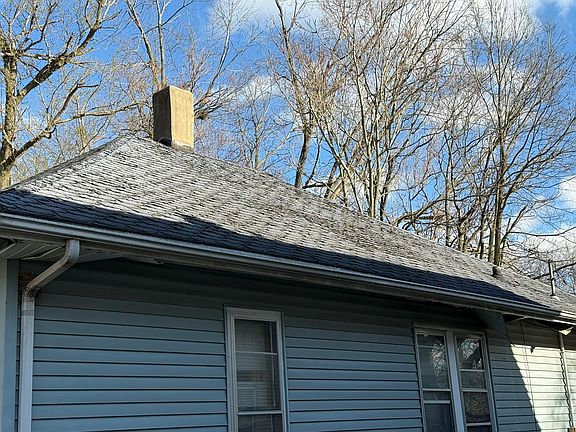 5th image of 803 E Whitmer St