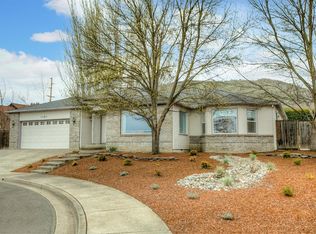 2954 Farmington Ave, Medford, OR 97504