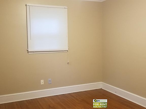 Upstairs left bedroom