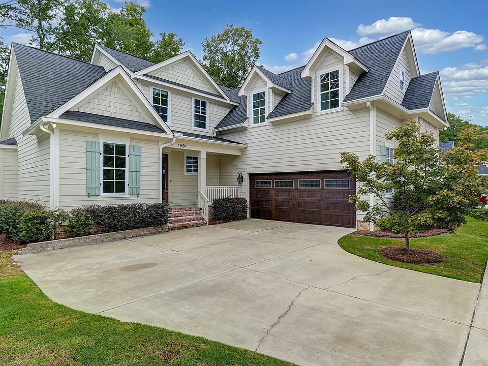 1st image of 1901 Parrish Dr