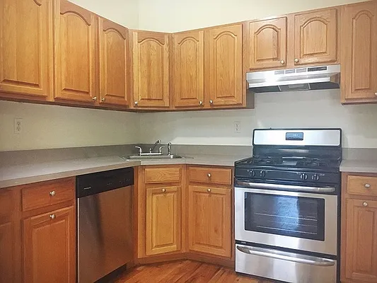 Rented by Citi Habitats | media 12