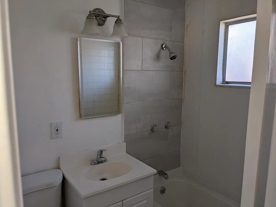Bathroom_04052021