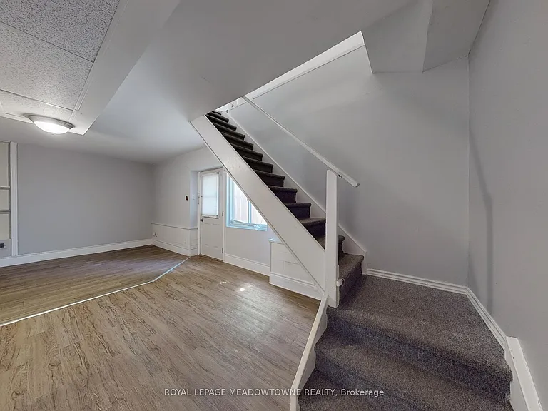 12 Wesleyan St #6 — Photo 11