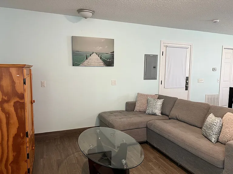 5706 Palmetto Dr — Photo 5