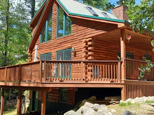 76 Clover Drive, Wakefield, NH 03830