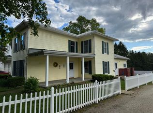 627 N Main St, Utica, OH 43080