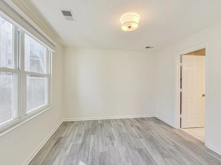 15300 Diamond Cove Ter #4 — Photo 26