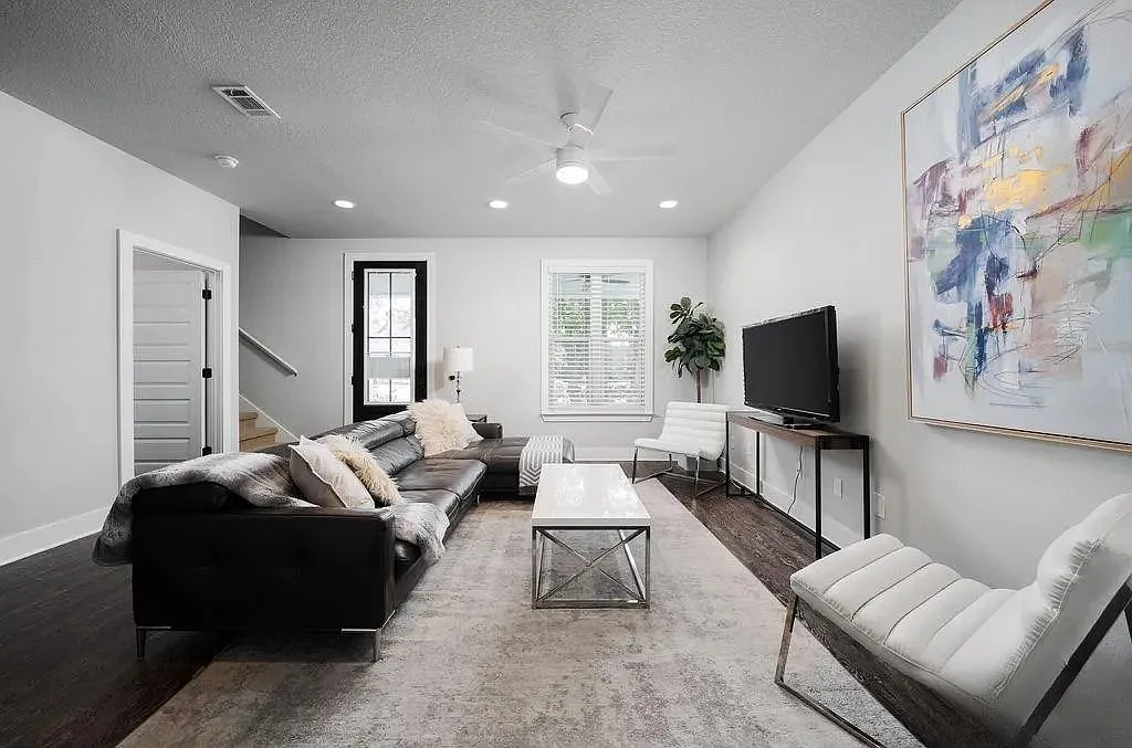 3 bed, 1626 sqft, $4,000 — Photo 4