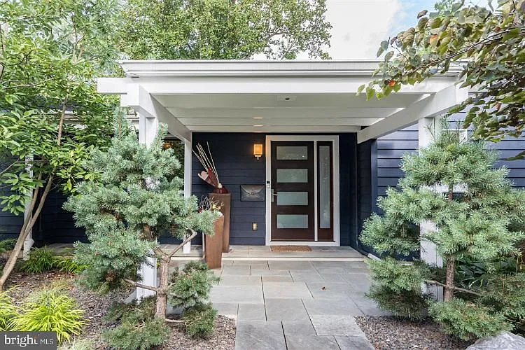 92 Clover Ln photo 1