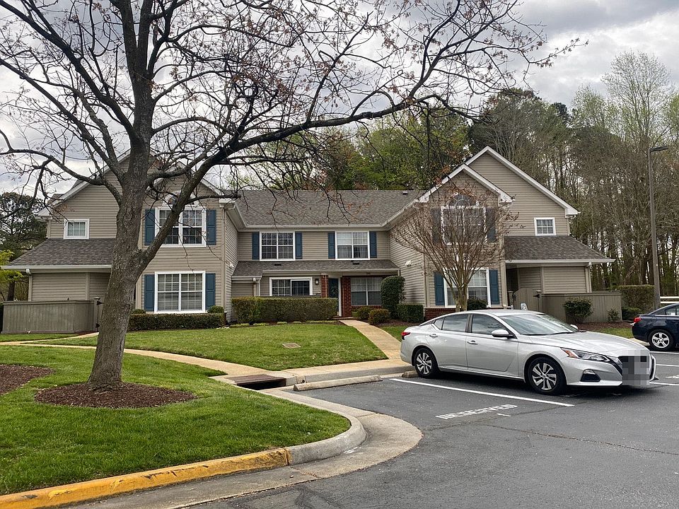 1st image of 3817 Lasalle Dr APT 105