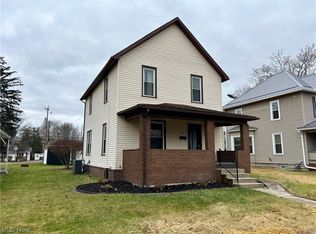 622 Fair Ave NE, New Philadelphia, OH 44663