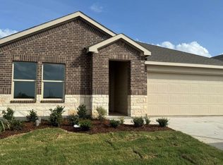 1061 Standing Point Dr, Fort Worth, TX 76131