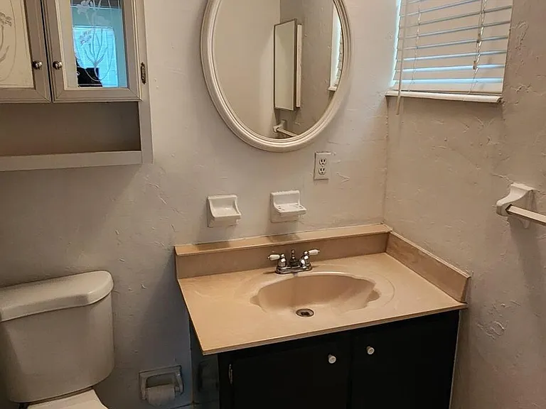 310 Taylor Ave #C19 — Photo 18