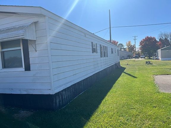 4th image of 104 Park Dr
