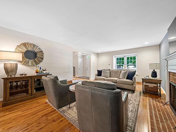4th image of 4364 Airendel Ct #2