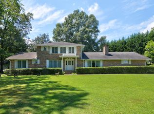 9113 Edgewater Rd, Chattanooga, TN 37416