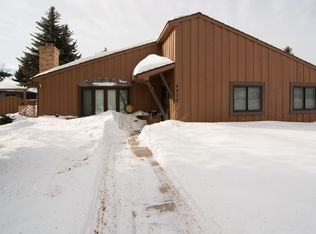 4512 Belmont Rd, Grand Forks, ND 58201