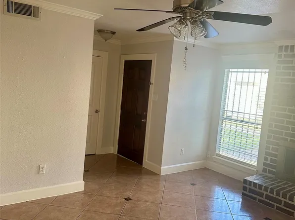 11685 Alief Clodine 40, Houston 77082