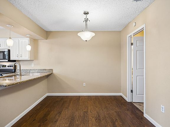 5th image of 847 Dublin Dr #4