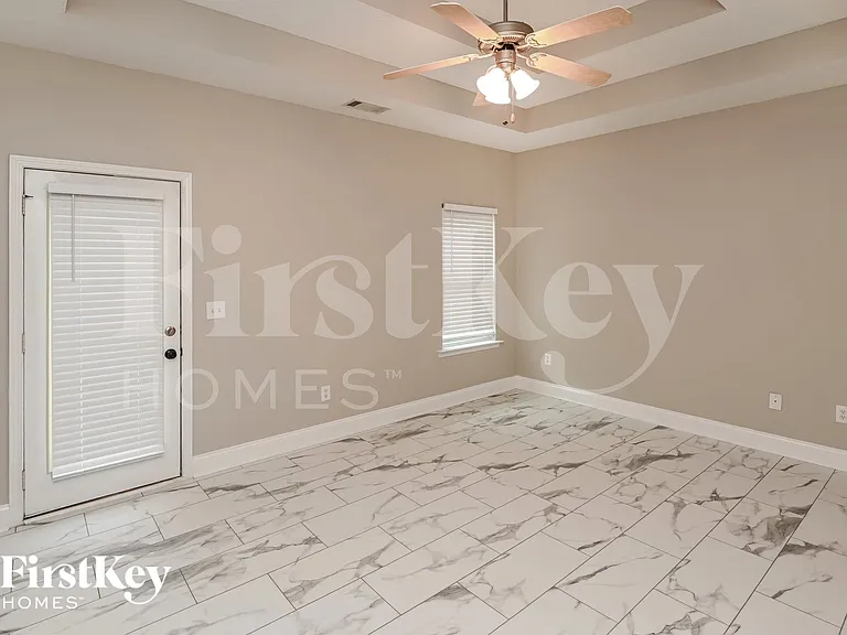8610 Taybrook Dr — Photo 10