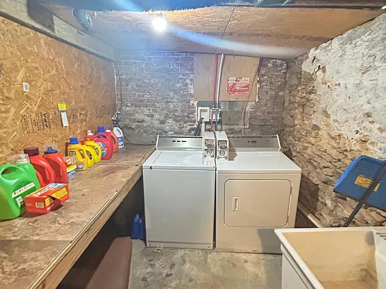 1710 W Girard Ave #2F — Photo 11