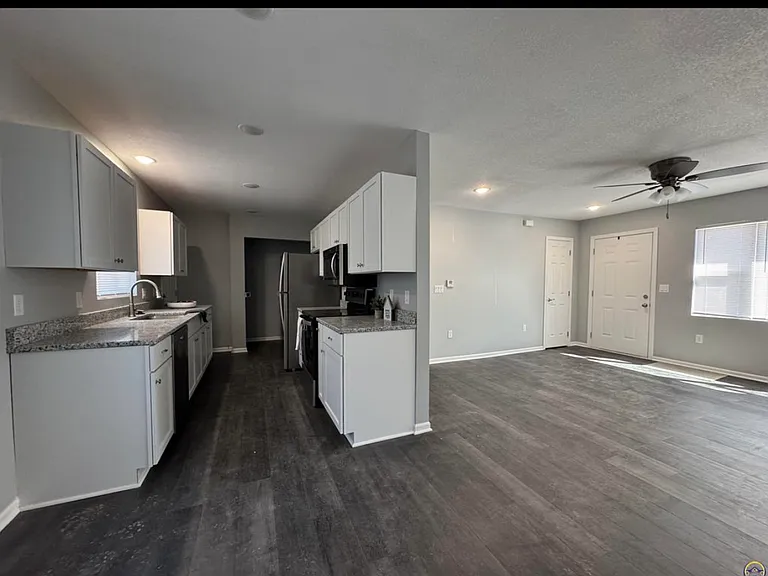 3519 SW Clare Ave — Photo 4
