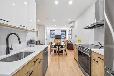 Rented by Safdie Realty Group