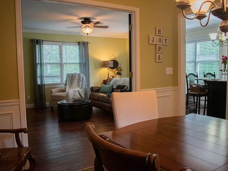 1028 Queensbury Run — Photo 10