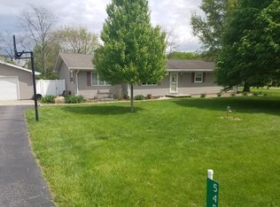 5452 N Kruse Rd, Mount Zion, IL 62549